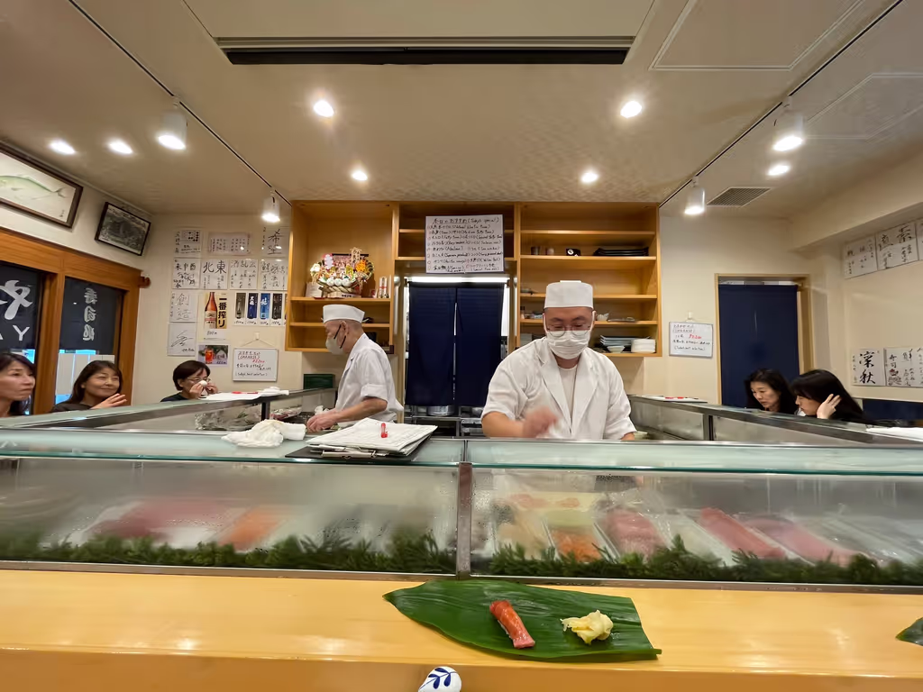 Tokyo Private Tour - My favorite sushi place