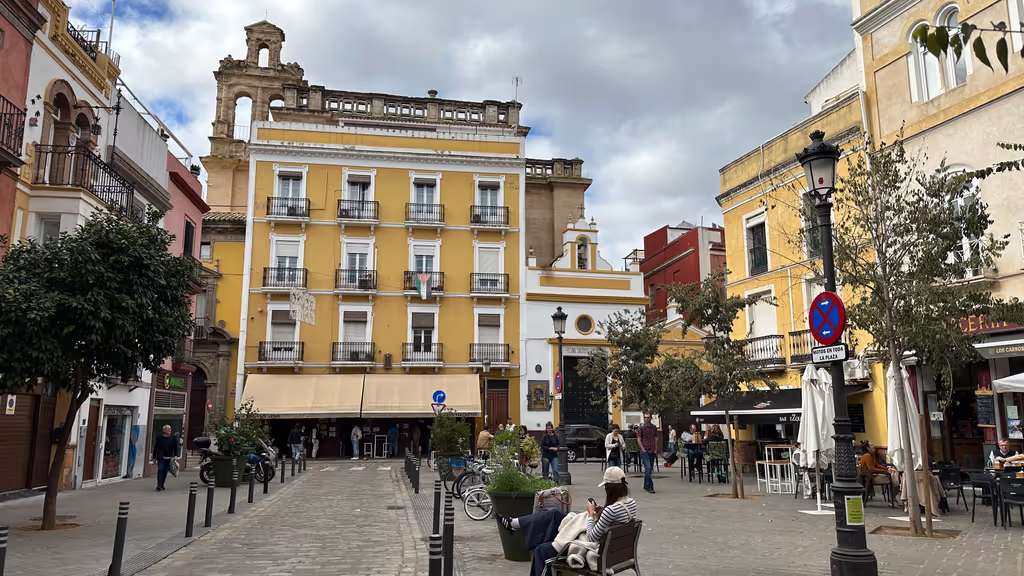 Seville Private Tour - Montesion Sq.