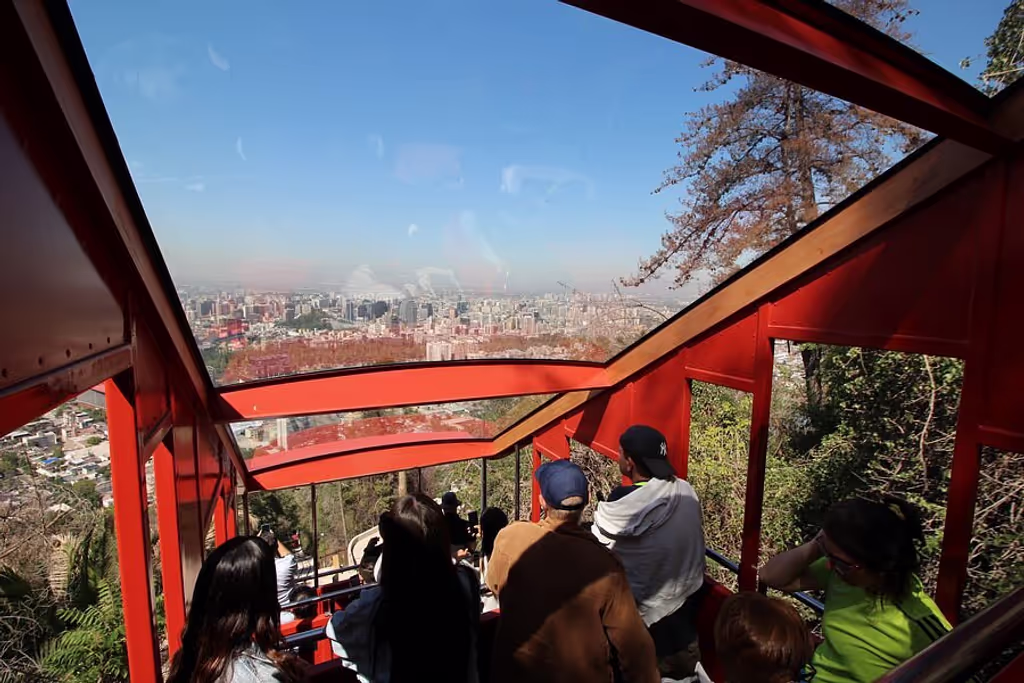Santiago Private Tour - Santiago funicular