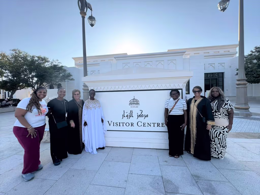 Abu Dhabi Private Tour - Qasr Al Watan