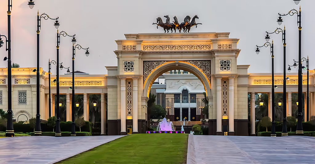 Dubai Private Tour - King palace