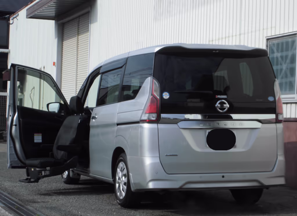 Fukuoka Private Tour - “a wheelchair-accessible front passenger seat”