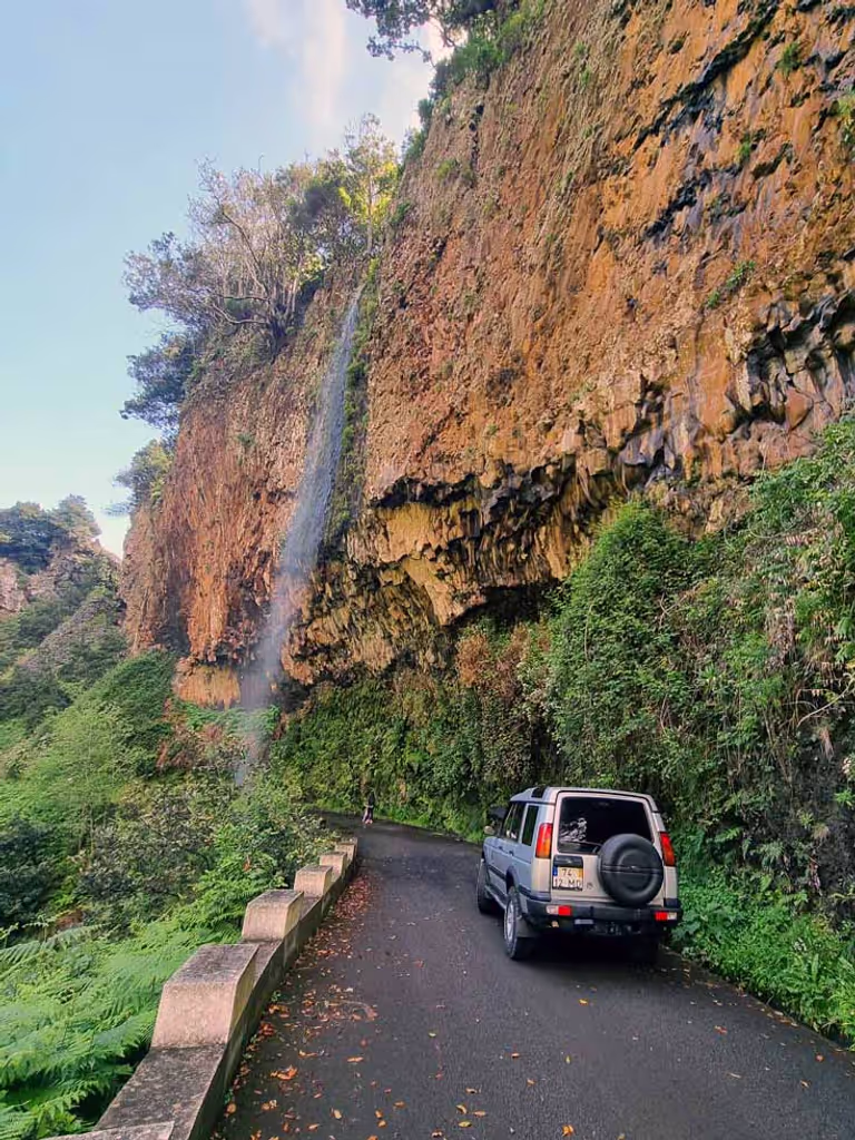 Madeira Private Tour - Lombinho Waterfall