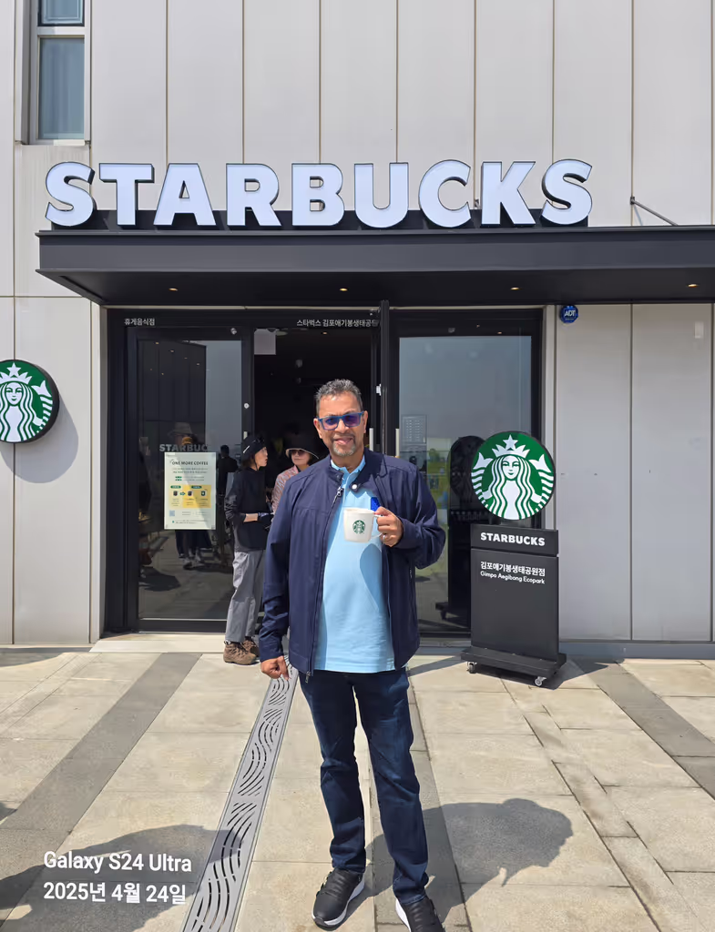 Seoul Private Tour - Aegibong Starbucks, 1.4km from the N. Korea