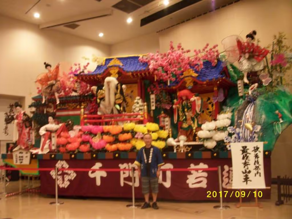 Yamagata Private Tour - The Best Float in Kabuki Section
(Shinjo History Museum)
