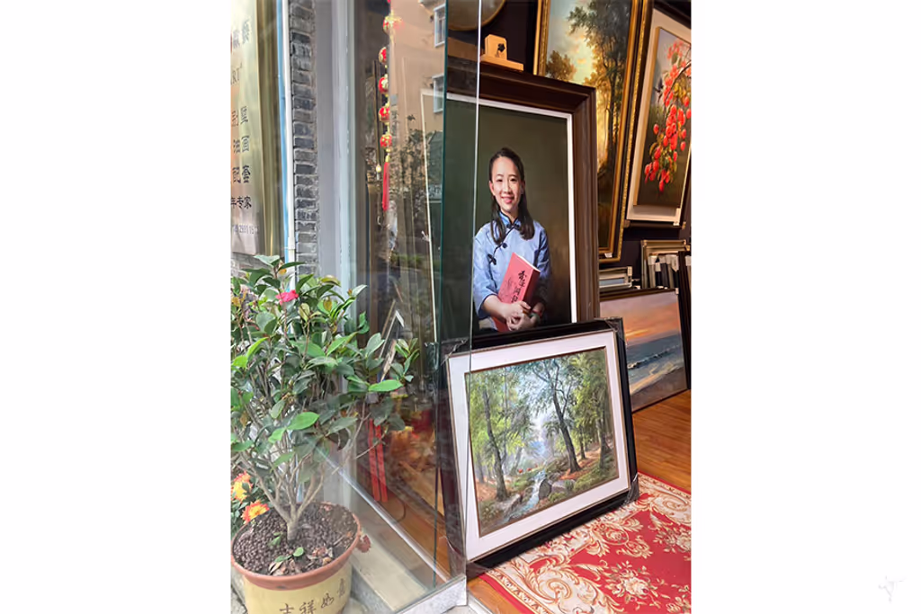 Shenzhen Private Tour - ‌Dafen Oil Painting Village