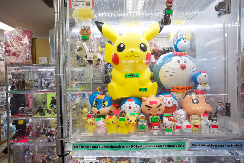 Tokyo Private Tour - Akiba Culture Zone figures