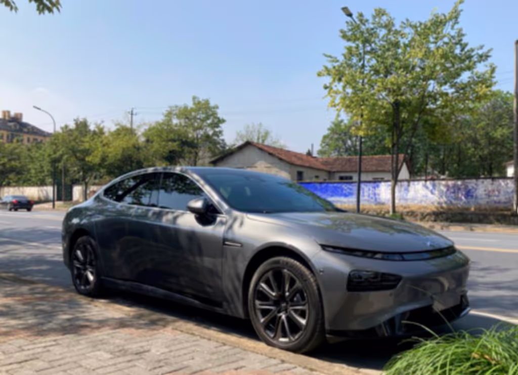 Shenzhen Private Tour - travel by EV car