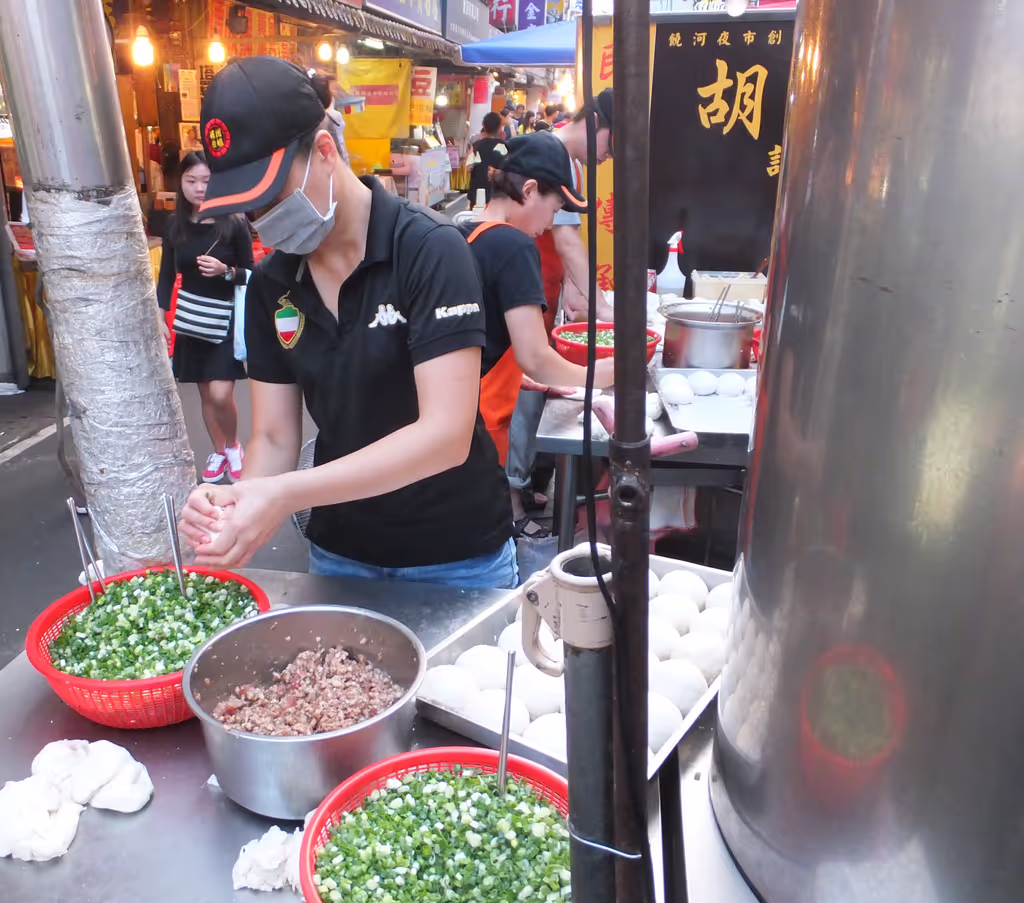 Taipei Private Tour - Raohe Night Street Market.