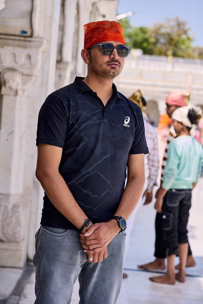 Delhi Private Tour - Me posing like a Model  :P