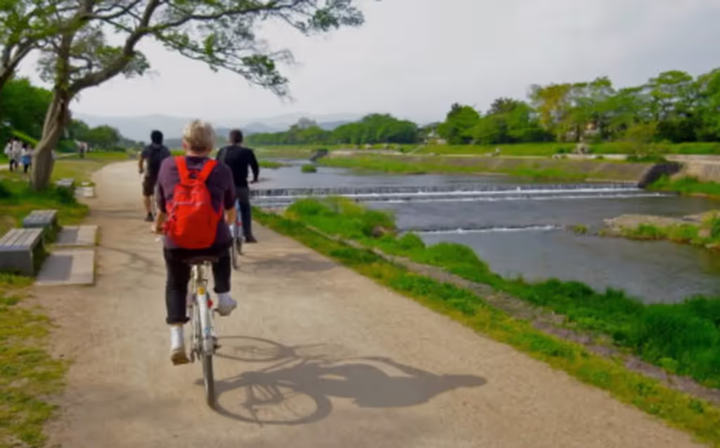 Kyoto Private Tour - Cycling along kamogawa river