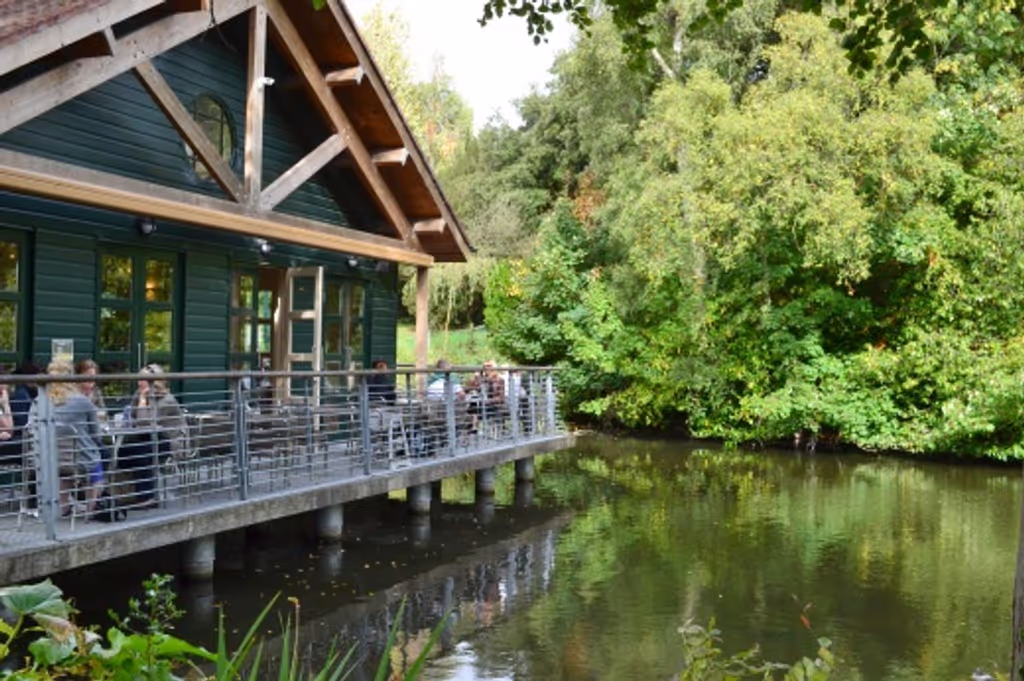 Dublin Private Tour - Boat House Restaurant