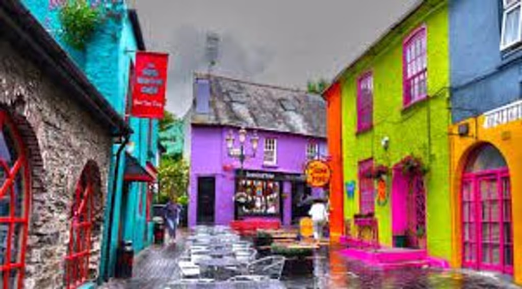 Dublin Private Tour - Kinsale Town