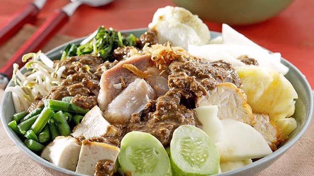 Surabaya Private Tour - Rujak Cingur Durasim
