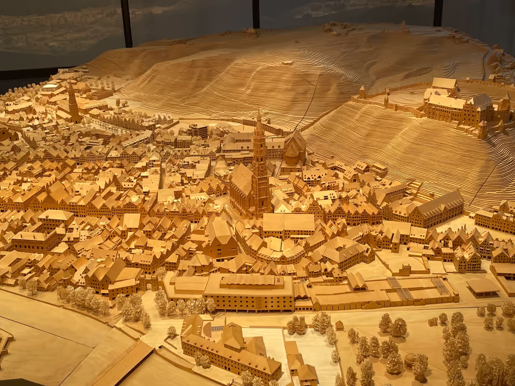 Bavaria Private Tour - Historical model