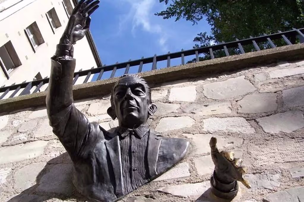 Paris Private Tour - La passe murialle