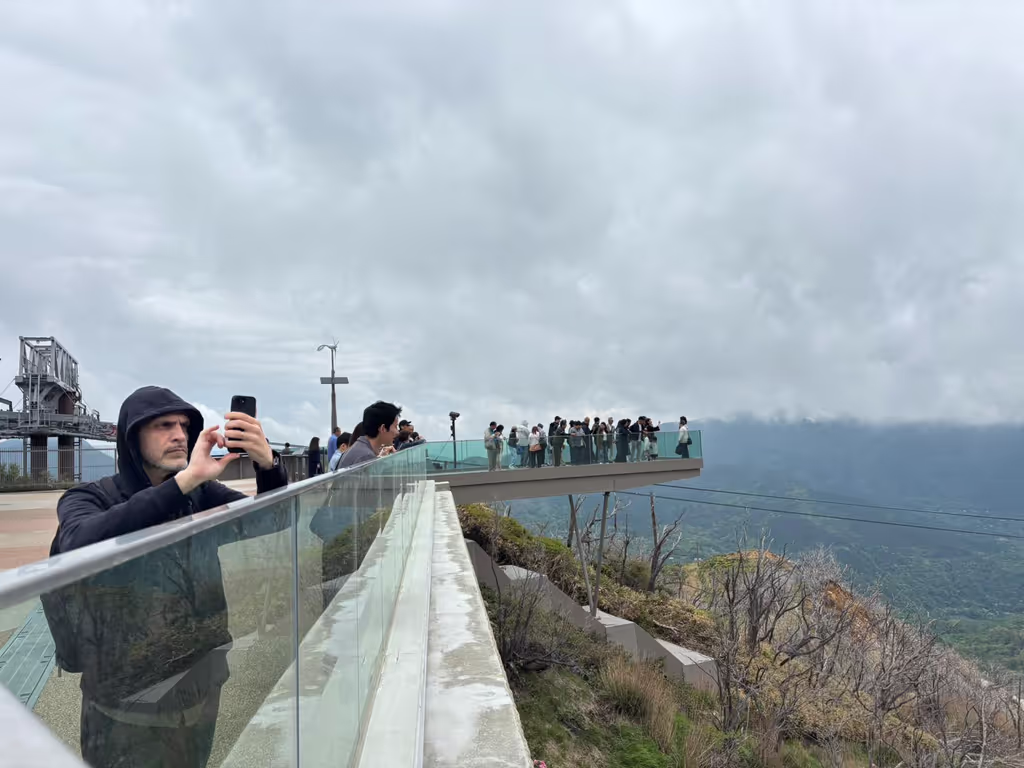 Tokyo Private Tour - A view from Owakudani