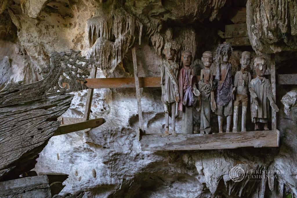 South Sulawesi Private Tour - Cave Burial