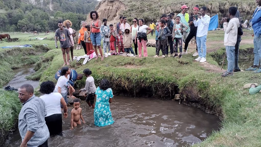 Addis Ababa Private Tour - Mud bath