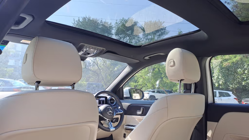 Delhi Private Tour - Mercedes GLA Sunroof