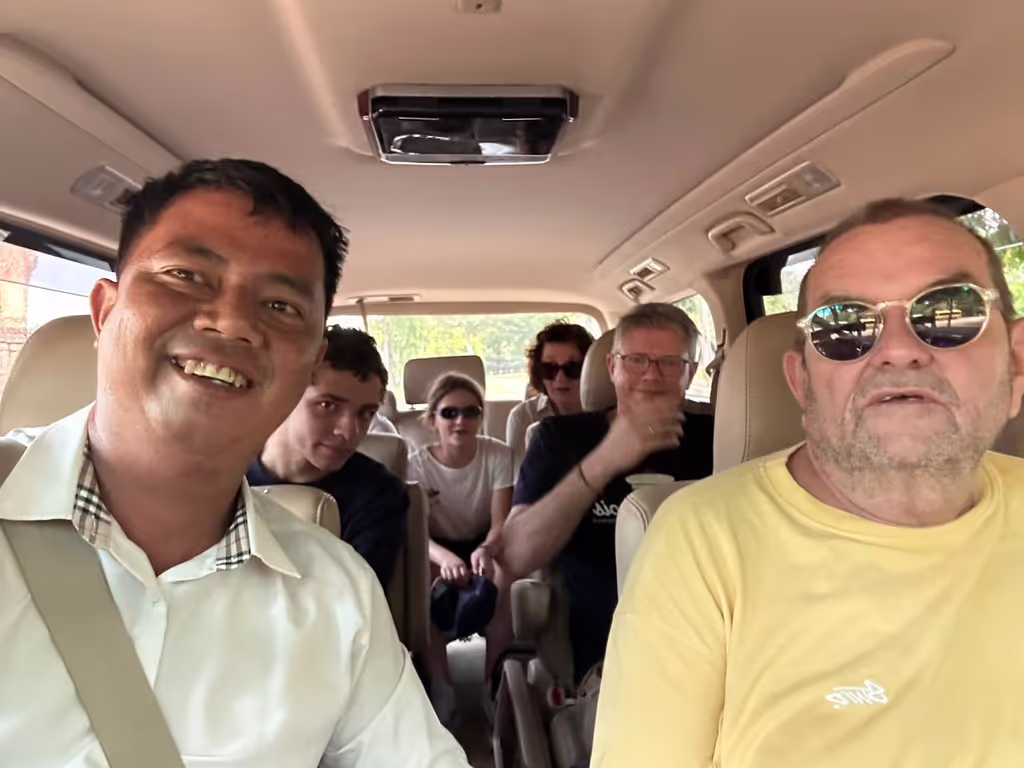 Siem Reap Private Tour - Conduire avec nos clients