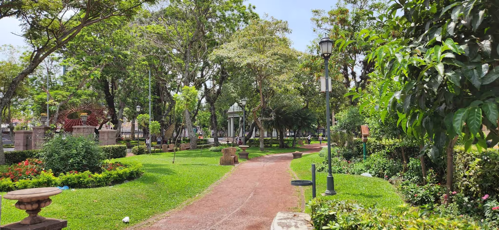 San Jose Private Tour - Entrance of Parks Seccion