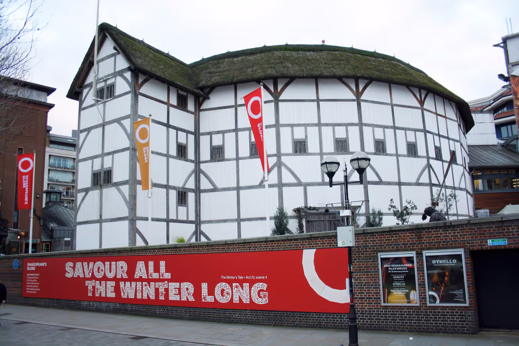 London Private Tour - Shakespeare's Globe