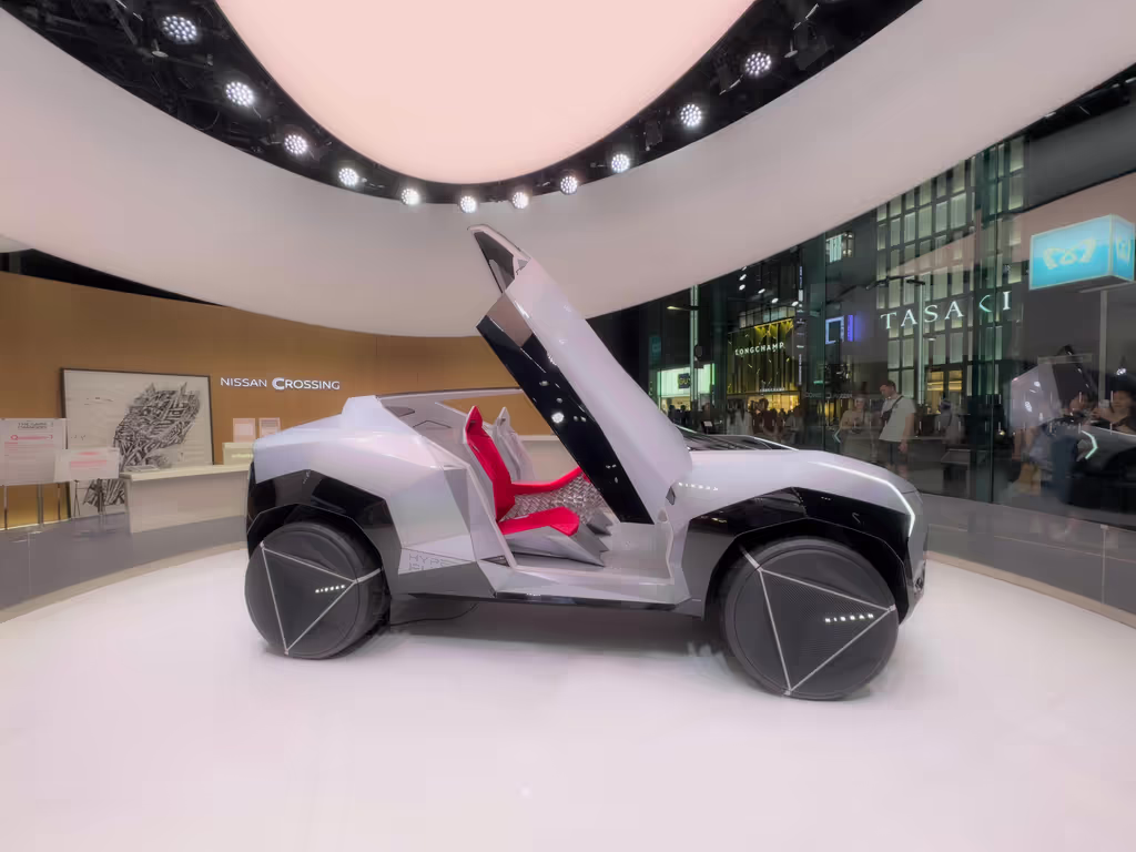 Tokyo Private Tour - Cool cars at the Nissan prototype showroom
