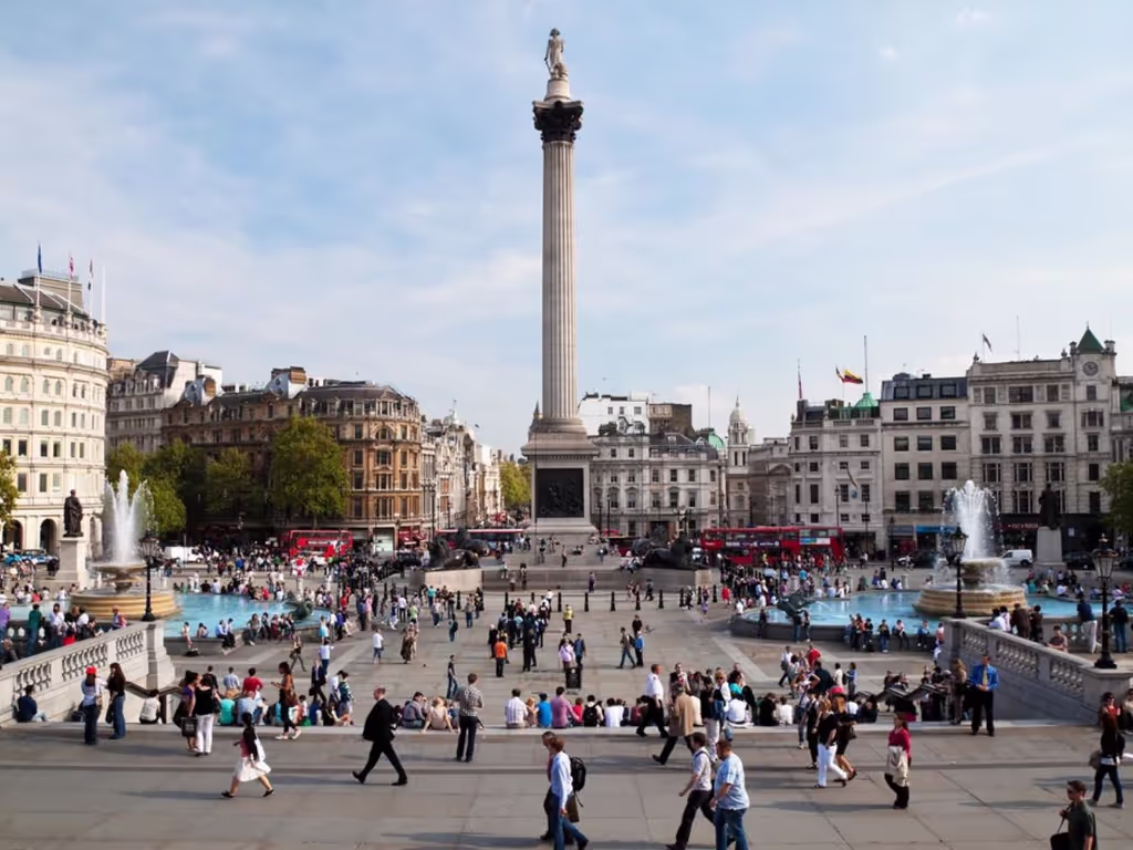 London Private Tour - Trafalgar Square