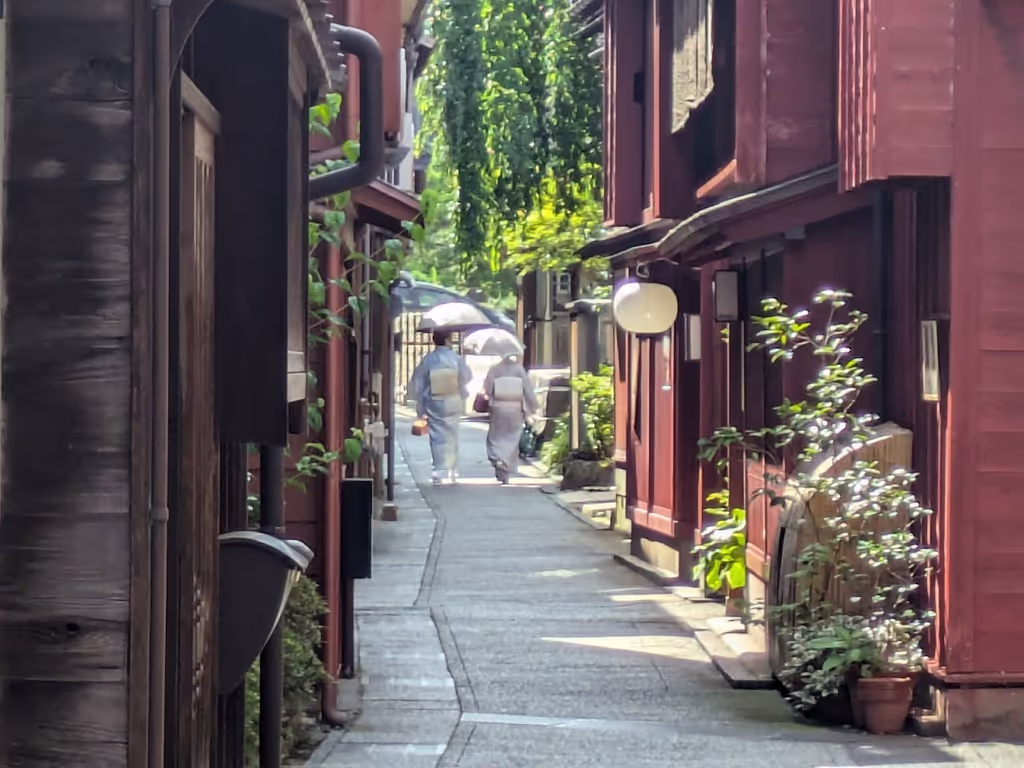 Kanazawa Private Tour - Kazuemachi