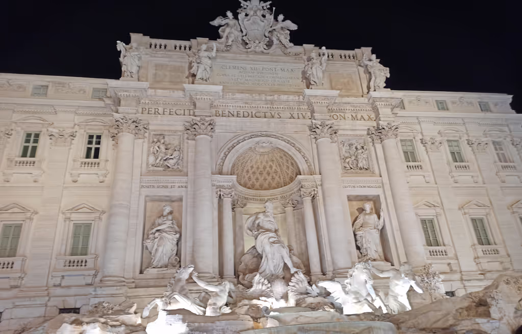 Lazio Private Tour - The Trevi Fountain