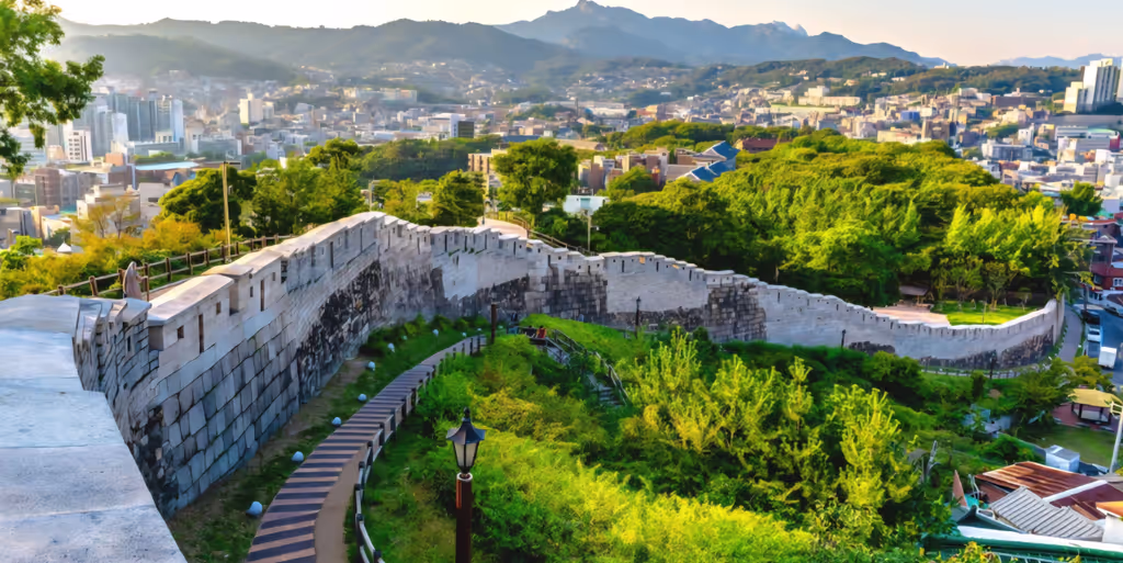 Seoul Private Tour - Seoul Fortress Wall