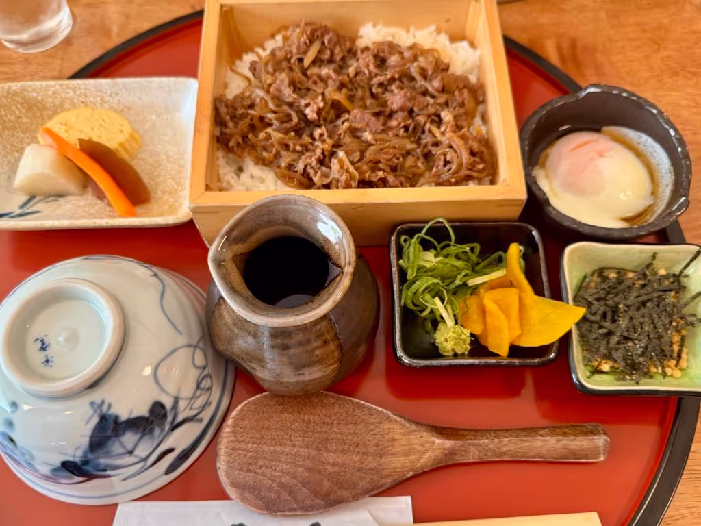 Osaka Private Tour - Ready for a delicious local lunch?