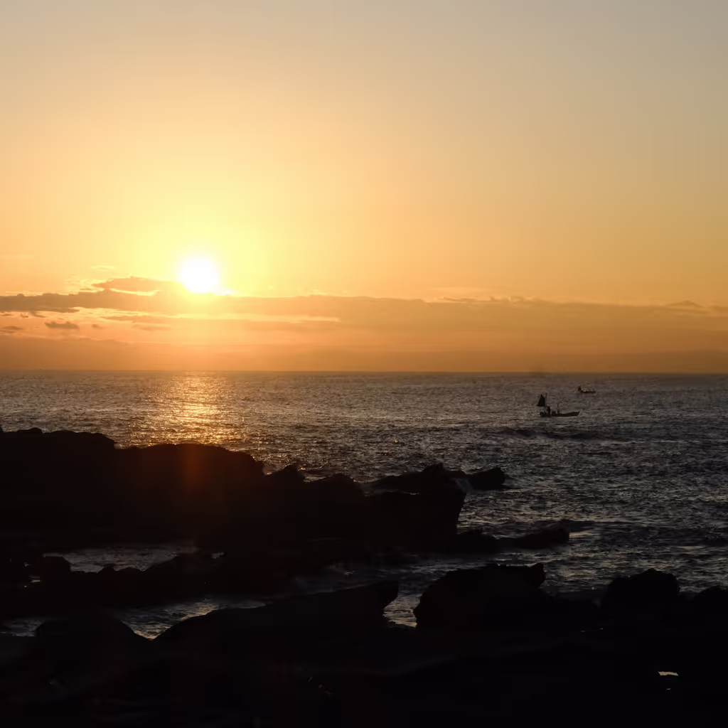 Kanagawa Private Tour - You can enjoy an unforgettable sunset!