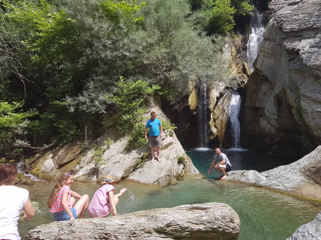 Berat Private Tour - Ready to swim
