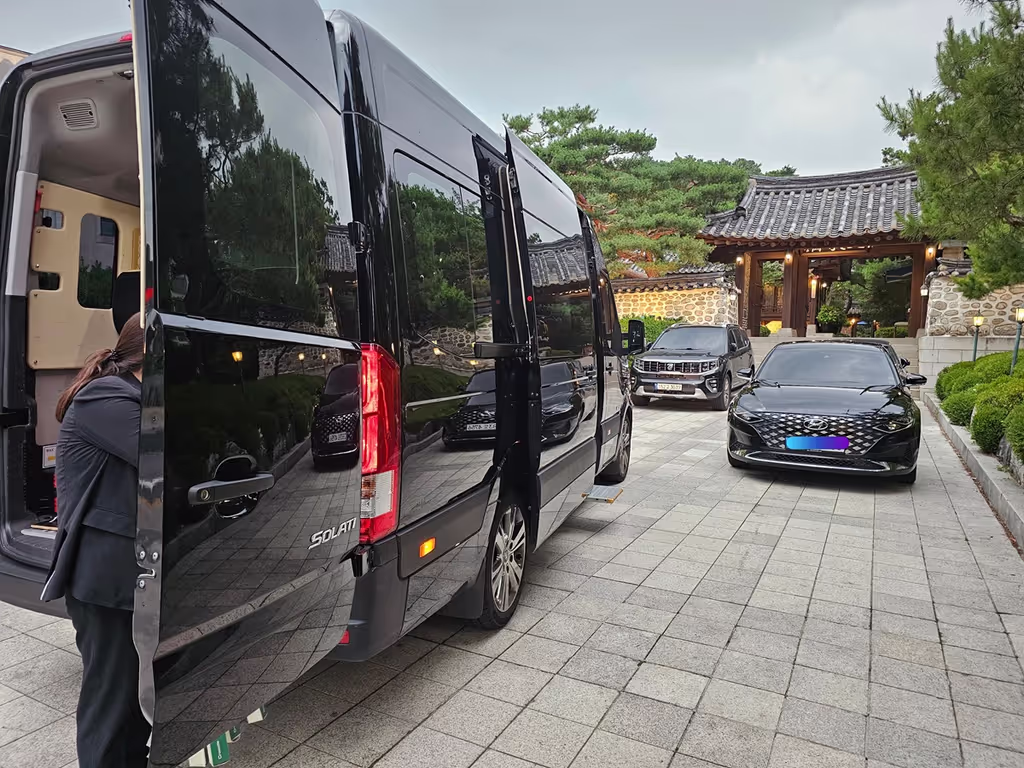Incheon Private Tour - Spacious vans