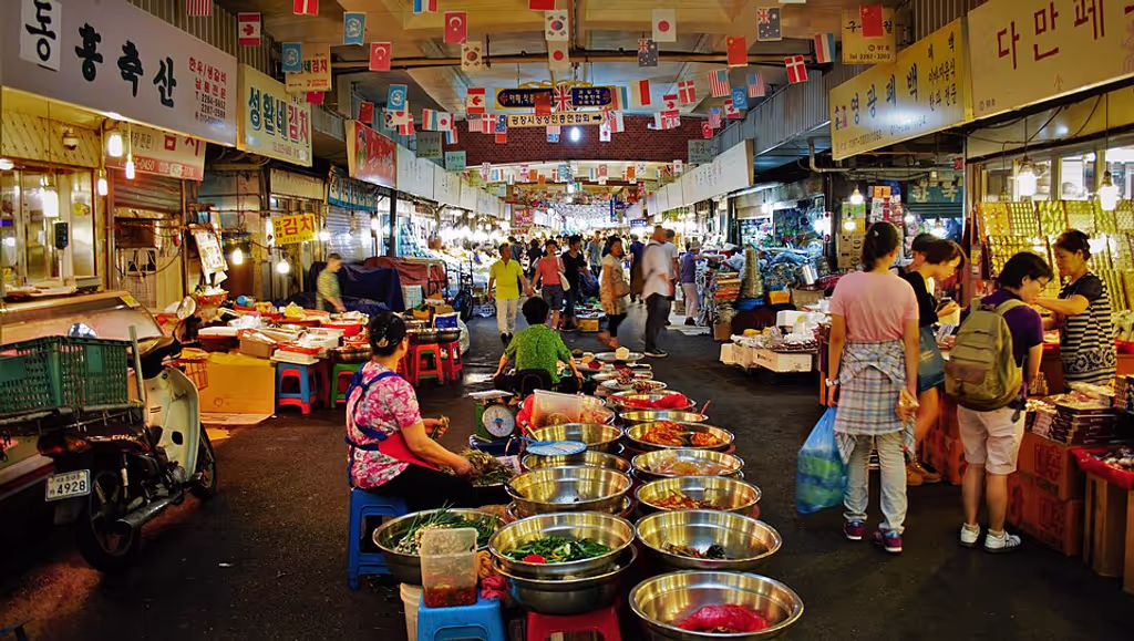 Incheon Private Tour - Gwangjang Traditional Market