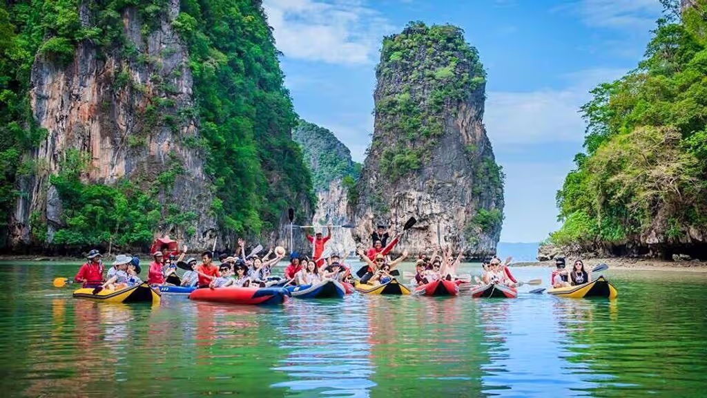 Phuket Private Tour - Canoeing