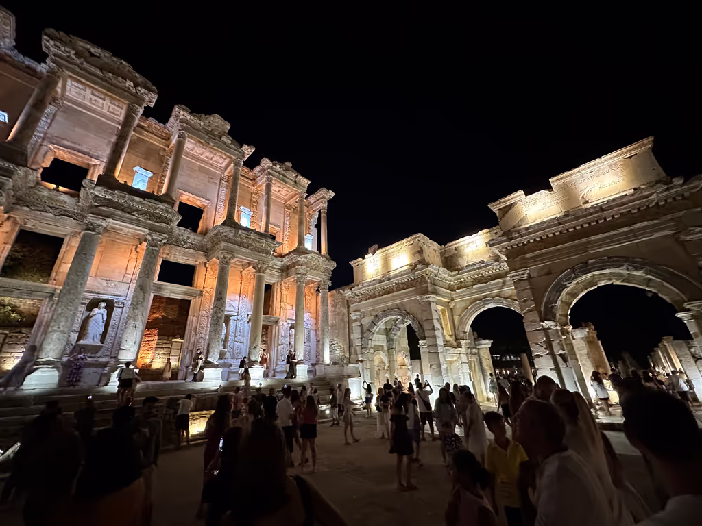 Izmir Private Tour - Agora Gates and Library