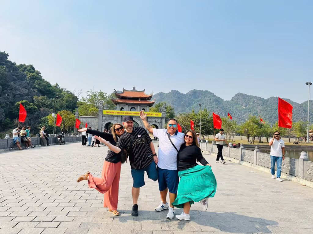 Hanoi Private Tour - Hoa Lu