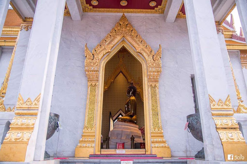 Bangkok Private Tour - Wat Tri Mitr