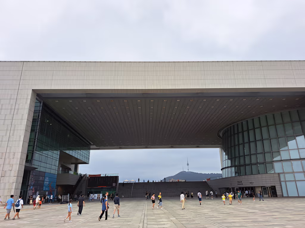 Seoul Private Tour - National Museum of Korea