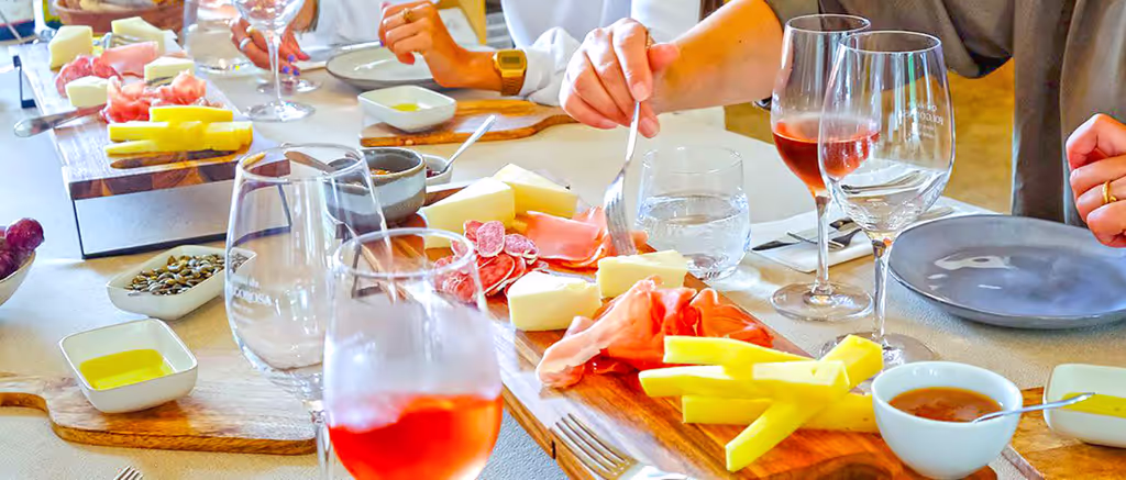 Lisbon Private Tour - Wine tasting with local snacks
