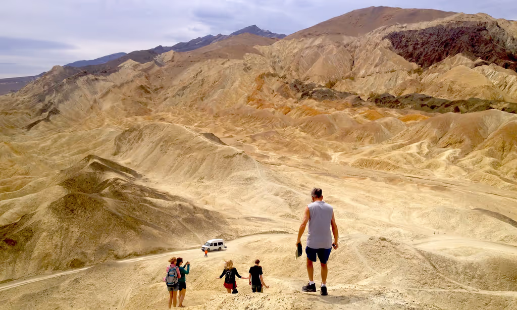 Las Vegas Private Tour - 20 mule Team Canyon Death Valley