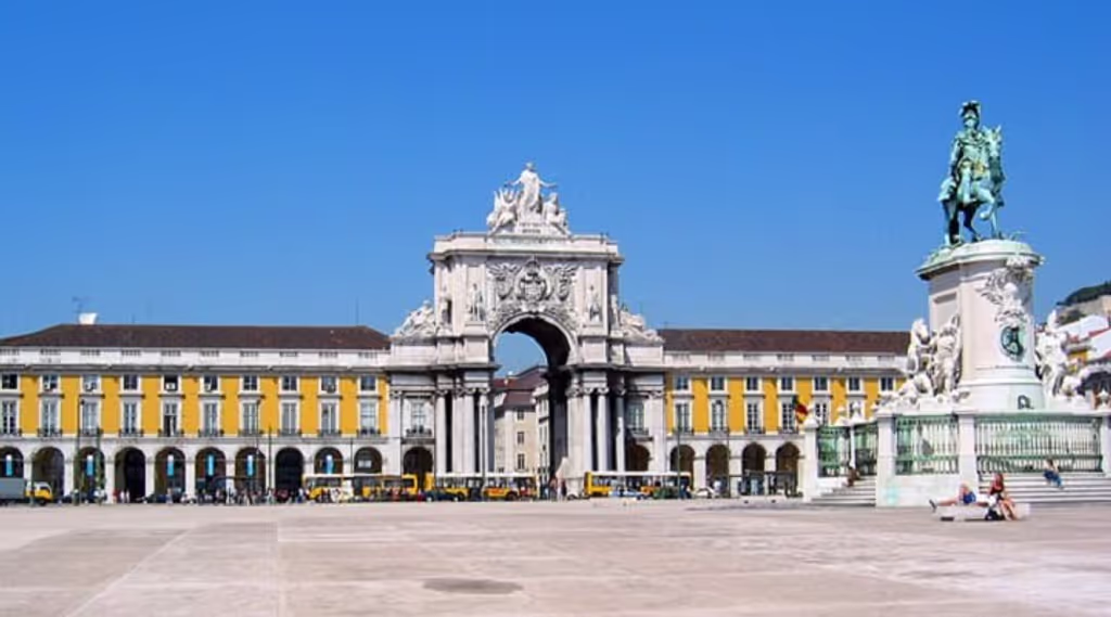 Lisbon Private Tour - Baixa of Lisbon