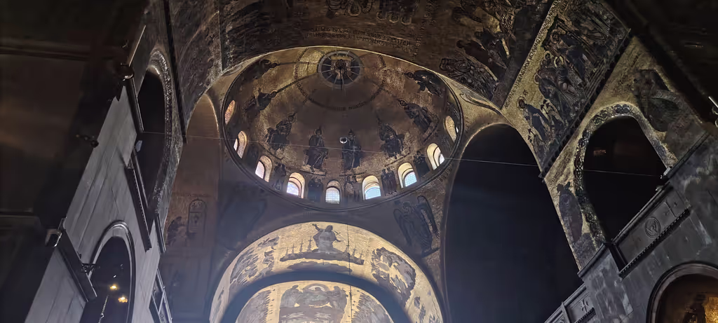 Venice Private Tour - the interior dome