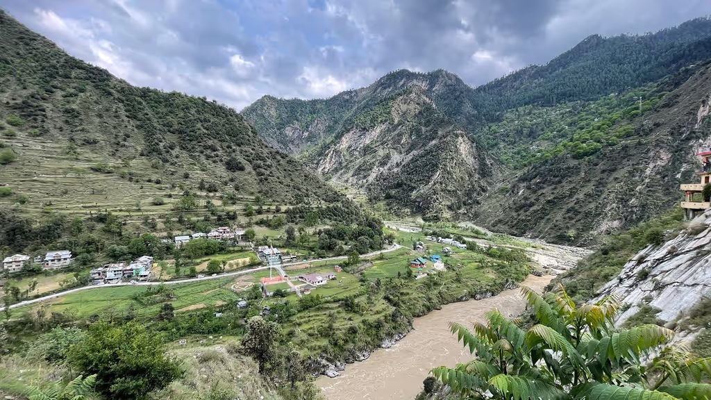 Islamabad Private Tour - Neelum River LOC Pakistan India Border