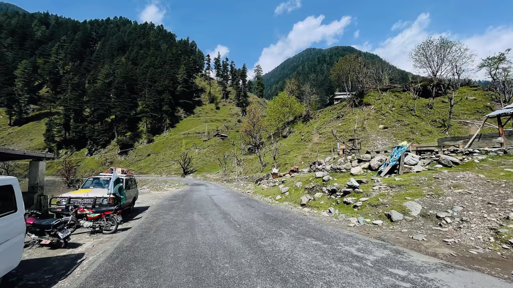 Islamabad Private Tour - Road To Sharda