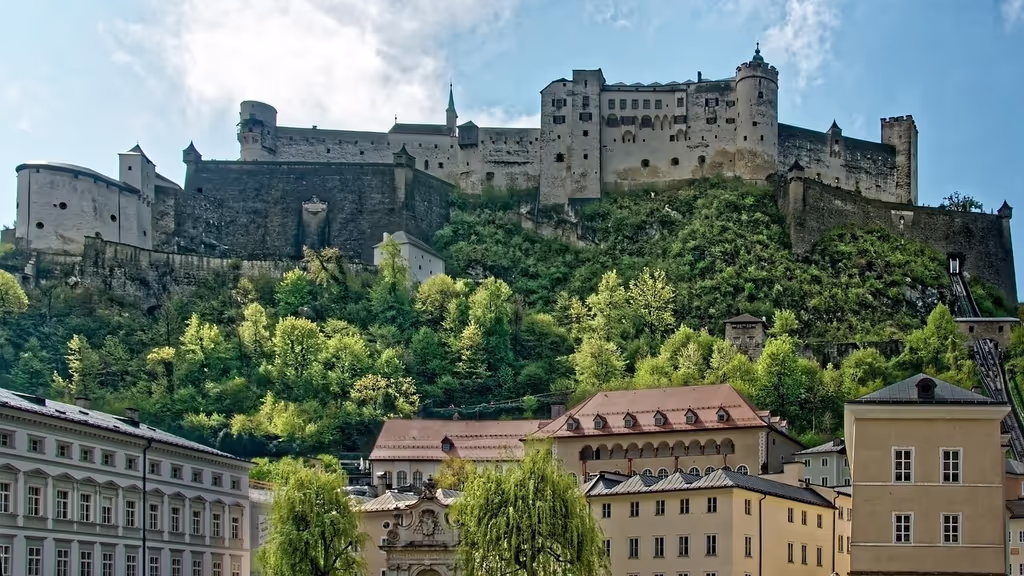 Cesky Krumlov Private Tour - Baroque – Elegant churches and palaces.