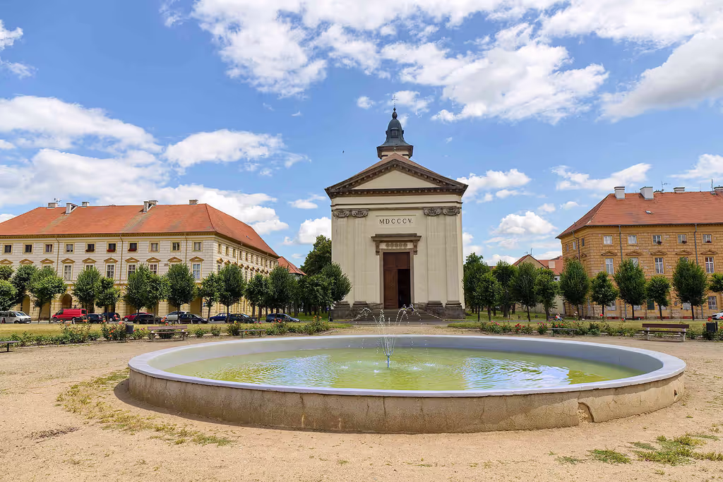 Prague Private Tour - Memorial exhibitions that honor the victims.